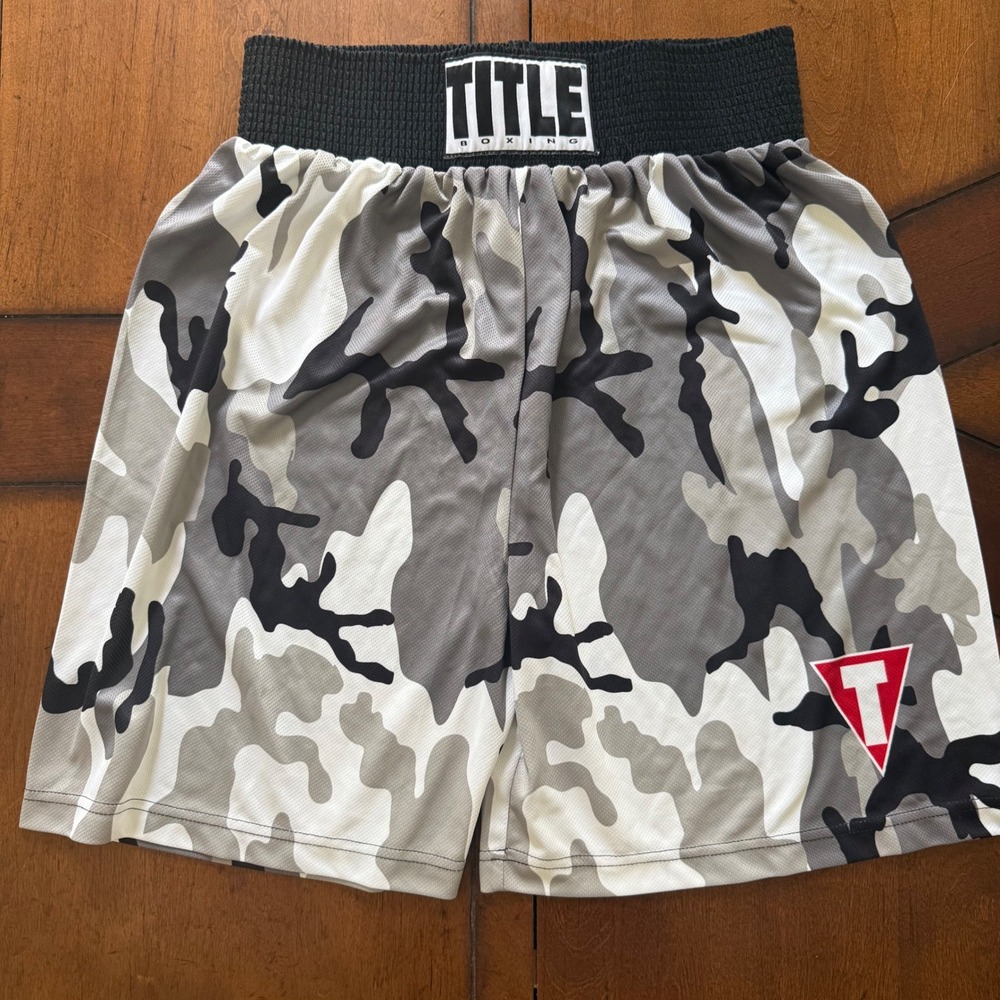 Title Boxing‎ Mens Camo Mesh Boxing Trunks Grey White Size M Training Shorts